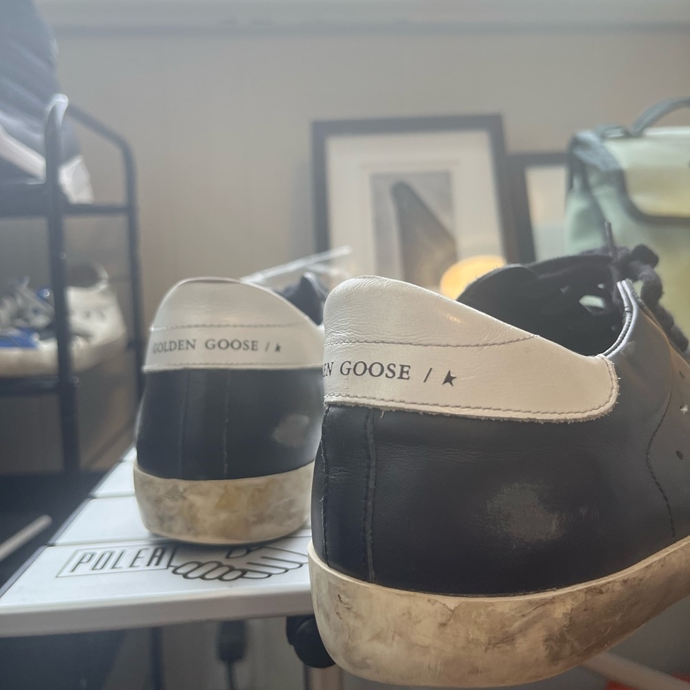 Golden Goose Mens Black Sneaker size 43 - Picture 3 of 5
